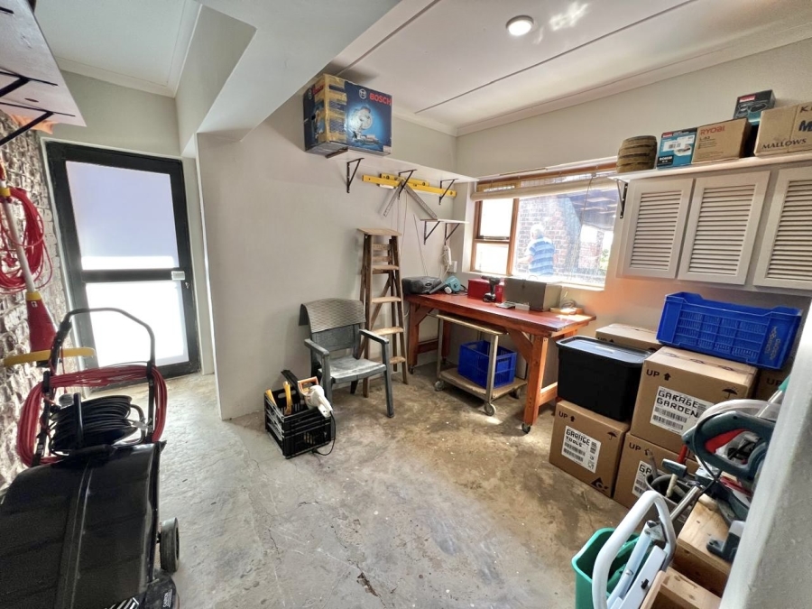 4 Bedroom Property for Sale in Wavecrest Eastern Cape